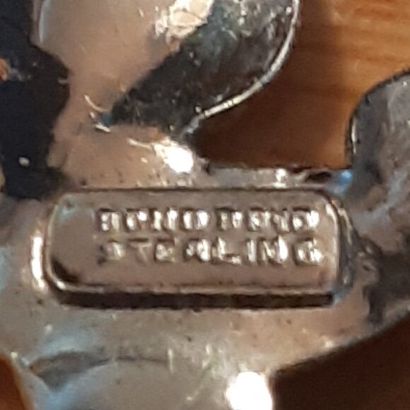 1960s Sterling Silver Bond Boyd Brooch, Sweetheart Swallow With Rose Made Canada - Picture 4 of 13